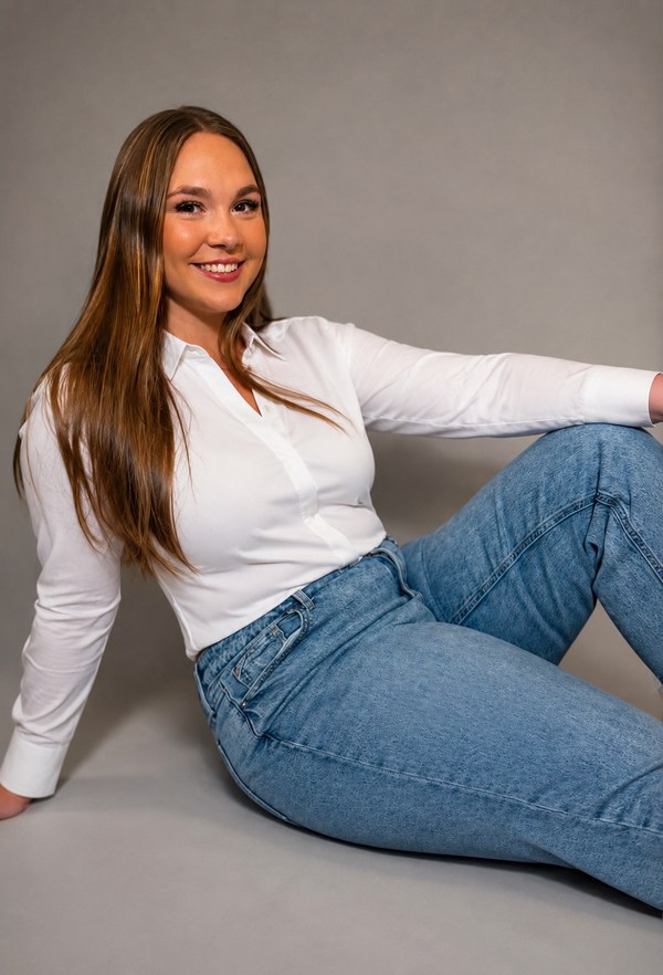 Ellie Peters